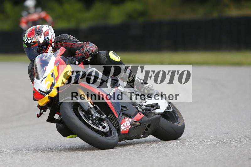 Archiv-2025/22 06.06.2025 DISCOVER the BIKE ADR/Race 3 rot/37